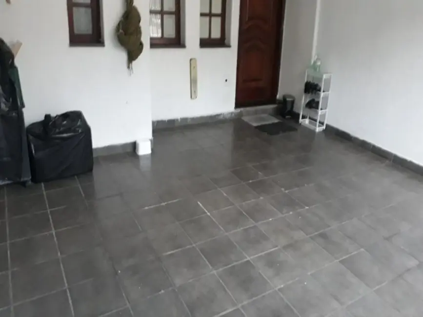 Foto 2 de Sobrado com 2 quartos à venda, 125m2 em Osvaldo Cruz, Sao Caetano Do Sul - SP