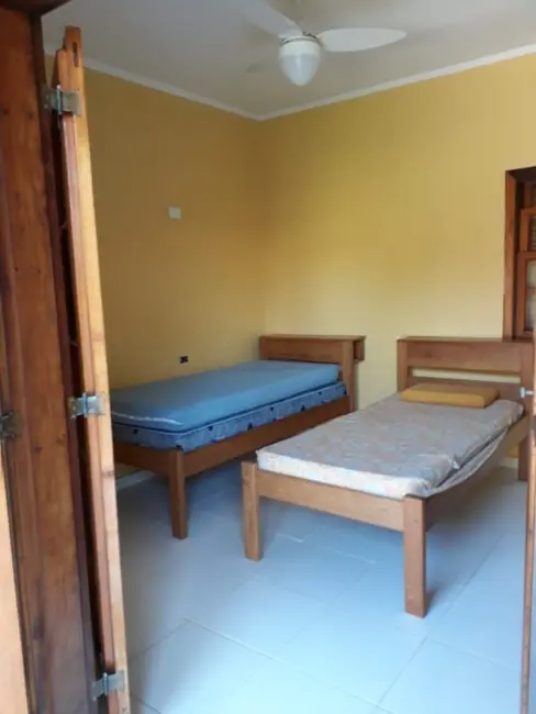 Casa de Condomínio com 4 quartos à venda, 310m2 em Peruibe - SP - imagem 5 Foto 5 de Casa de Condomínio com 4 quartos à venda, 310m2 em Peruibe - SP