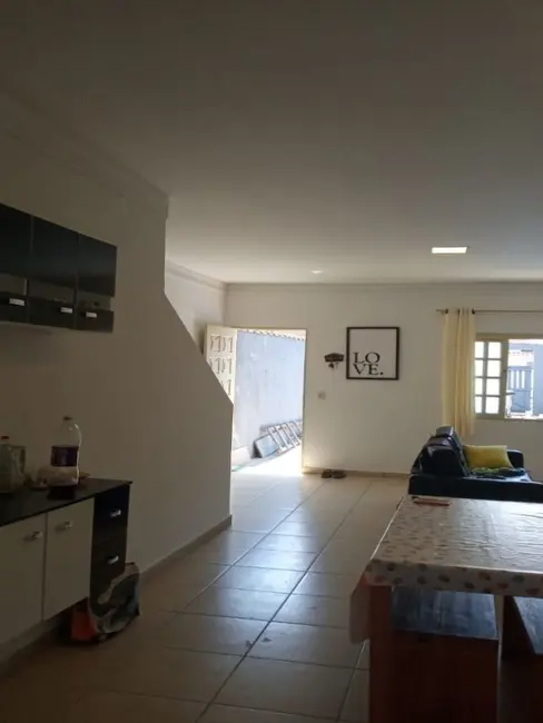 Foto 6 de Sobrado com 2 quartos à venda, 80m2 em Mongagua - SP