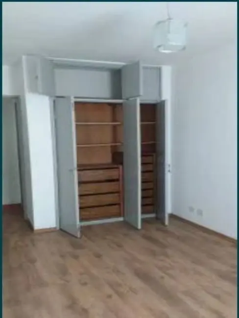 Apartamento com 3 quartos à venda, 80m2 em Vila Buarque, São Paulo - SP - imagem 3 Foto 3 de Apartamento com 3 quartos à venda, 80m2 em Vila Buarque, São Paulo - SP