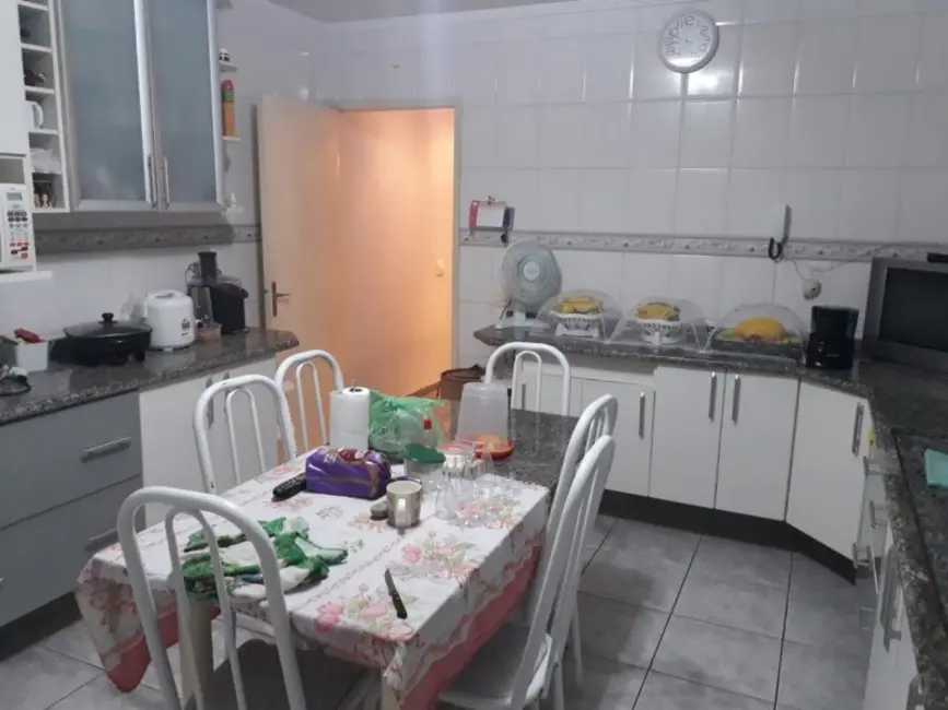 Foto 2 de Sobrado com 3 quartos à venda, 100m2 em São Paulo - SP