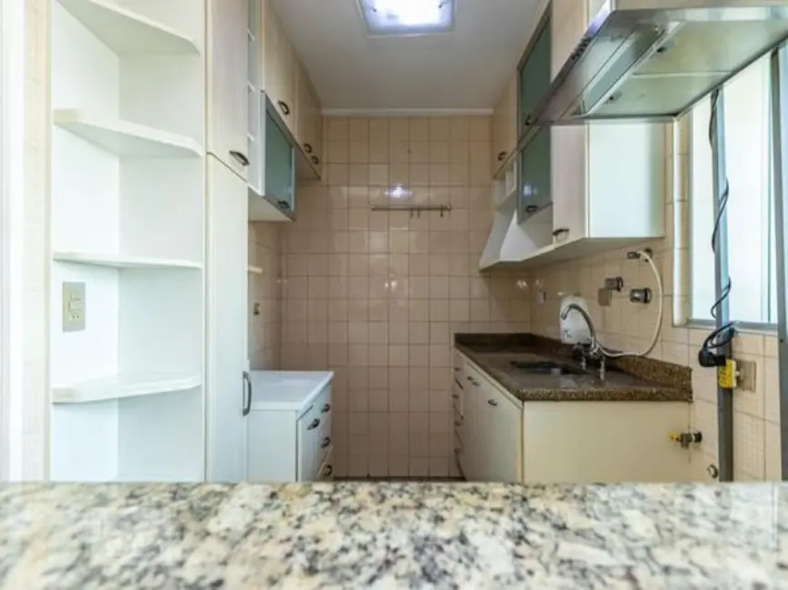 Foto 3 de Apartamento com 2 quartos para alugar, 50m2 em Vila Curuçá, São Paulo - SP