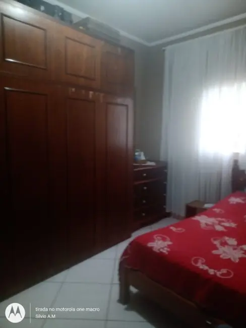 Sobrado com 2 quartos à venda, 110m2 em Jardim Las Vegas, Santo Andre - SP - imagem 5 Foto 5 de Sobrado com 2 quartos à venda, 110m2 em Jardim Las Vegas, Santo Andre - SP