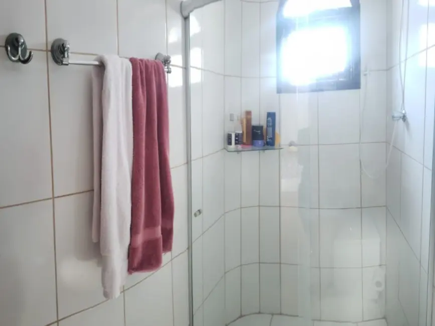 Sobrado com 3 quartos à venda, 180m2 em Jardim Las Vegas, Santo Andre - SP - imagem 5 Foto 5 de Sobrado com 3 quartos à venda, 180m2 em Jardim Las Vegas, Santo Andre - SP