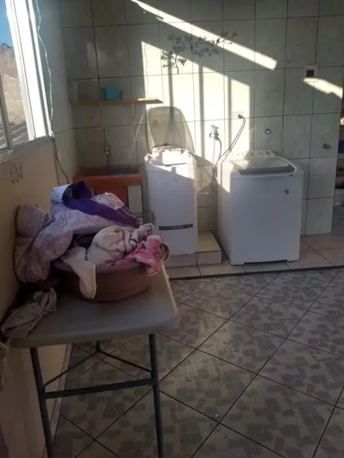 Foto 6 de Casa de Condomínio com 6 quartos à venda, 250m2 em Parque dos Bancários, São Paulo - SP