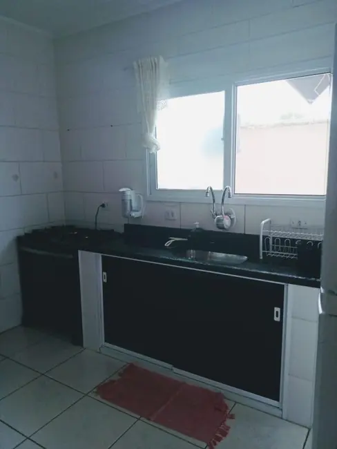 Foto 3 de Casa de Condomínio com 2 quartos à venda, 75m2 em Mongagua - SP