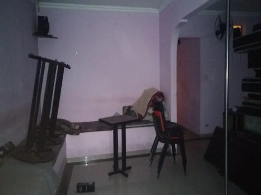 Foto 5 de Loja para alugar, 250m2 em Vila Tolstoi, São Paulo - SP