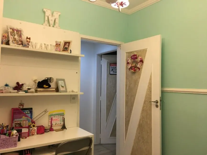 Foto 2 de Casa de Condomínio com 3 quartos à venda, 260m2 em Jardim Guairaca, São Paulo - SP