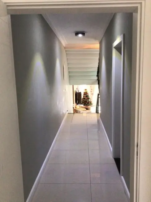 Casa com 4 quartos à venda, 301m2 em Jardim, Santo Andre - SP - imagem 5 Foto 5 de Casa com 4 quartos à venda, 301m2 em Jardim, Santo Andre - SP