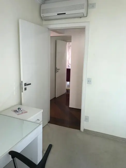 Foto 9 de Apartamento com 3 quartos para alugar, 160m2 em Vila Regente Feijó, São Paulo - SP
