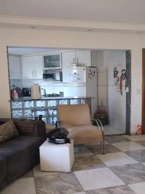 Apartamento com 3 quartos à venda, 75m2 em Sítio Pinheirinho, São Paulo - SP - imagem 1 Foto 1 de Apartamento com 3 quartos à venda, 75m2 em Sítio Pinheirinho, São Paulo - SP