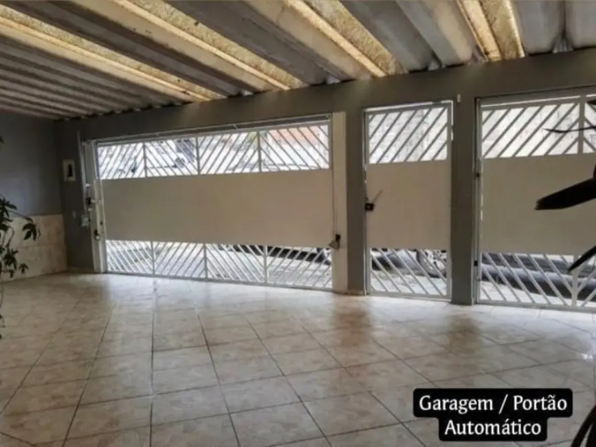 Foto 1 de Casa de Condomínio com 3 quartos à venda, 260m2 em Jardim Guairaca, São Paulo - SP