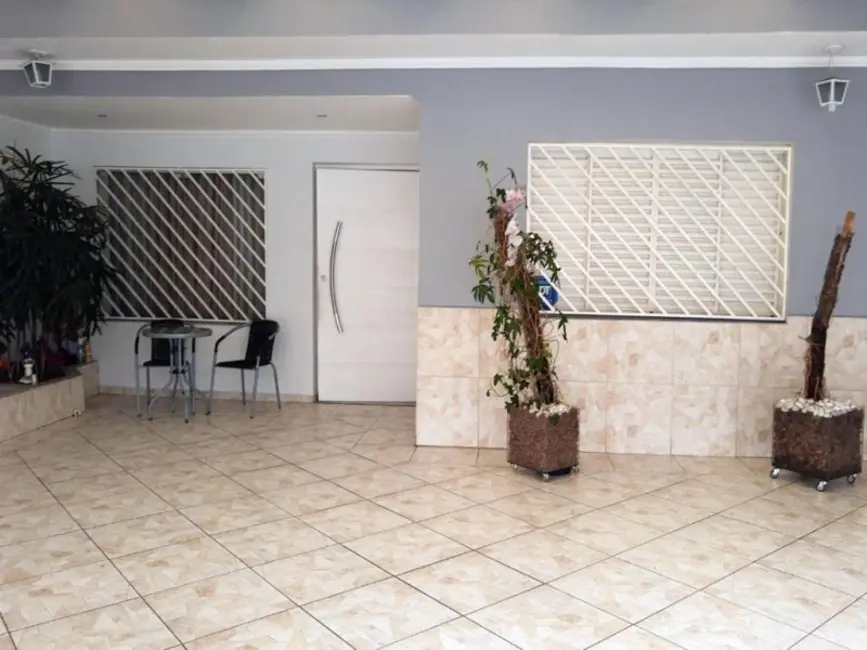 Foto 3 de Casa de Condomínio com 3 quartos à venda, 260m2 em Jardim Guairaca, São Paulo - SP