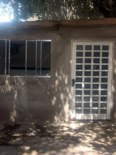 Foto 2 de Sobrado com 3 quartos à venda, 200m2 em Jardim Dom José, Embu Das Artes - SP