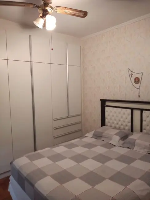 Sobrado com 3 quartos à venda, 250m2 em Jardim Utinga, Santo Andre - SP - imagem 9 Foto 9 de Sobrado com 3 quartos à venda, 250m2 em Jardim Utinga, Santo Andre - SP