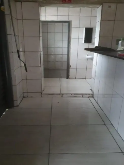 Foto 2 de Casa de Condomínio com 6 quartos à venda, 250m2 em Parque Santa Madalena, São Paulo - SP