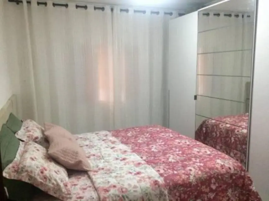 Foto 2 de Casa de Condomínio com 2 quartos à venda, 125m2 em Vila Scarpelli, Santo Andre - SP