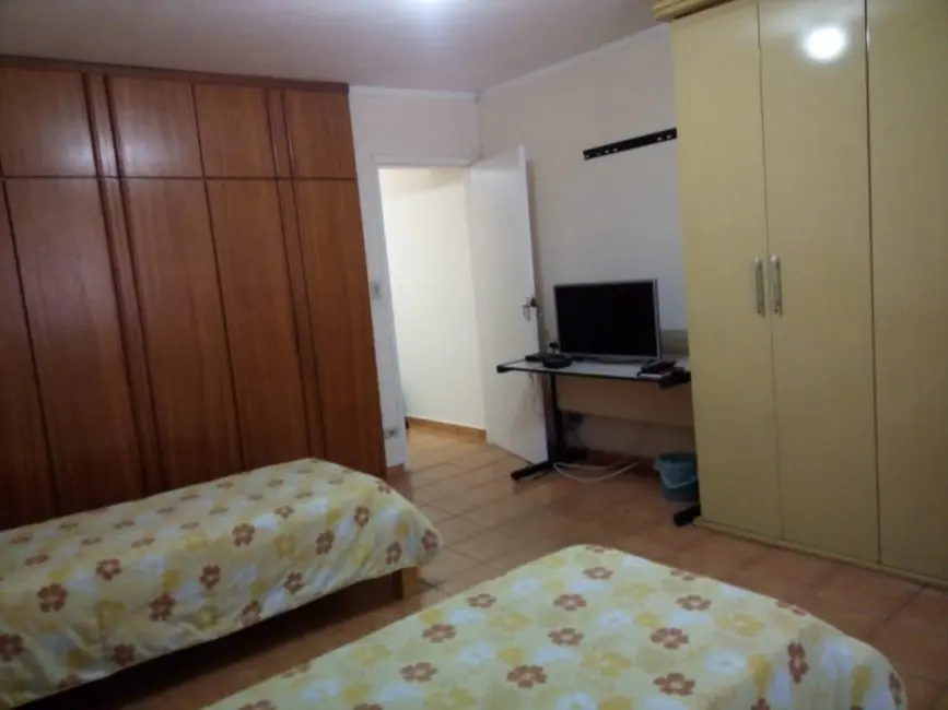 Sobrado com 3 quartos à venda, 168m2 em Jardim Bom Clima, Guarulhos - SP - imagem 3 Foto 3 de Sobrado com 3 quartos à venda, 168m2 em Jardim Bom Clima, Guarulhos - SP