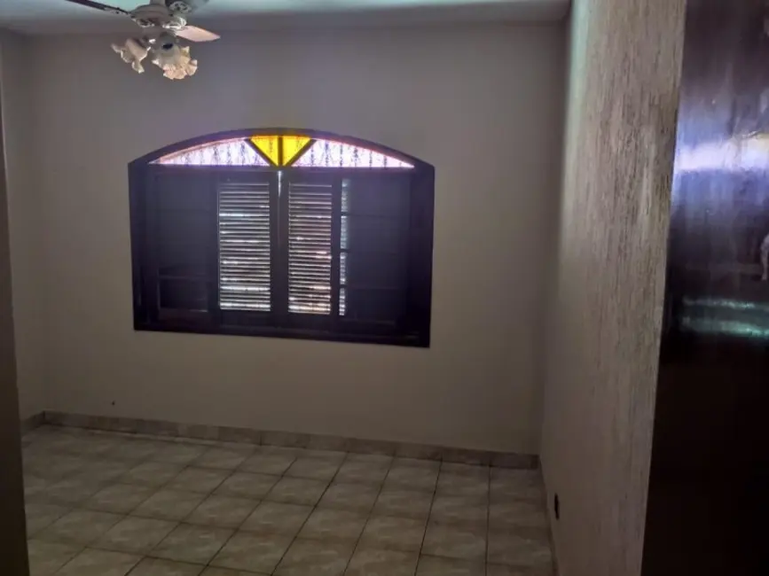 Foto 1 de Casa de Condomínio com 3 quartos à venda, 200m2 em Vila Tolstoi, São Paulo - SP