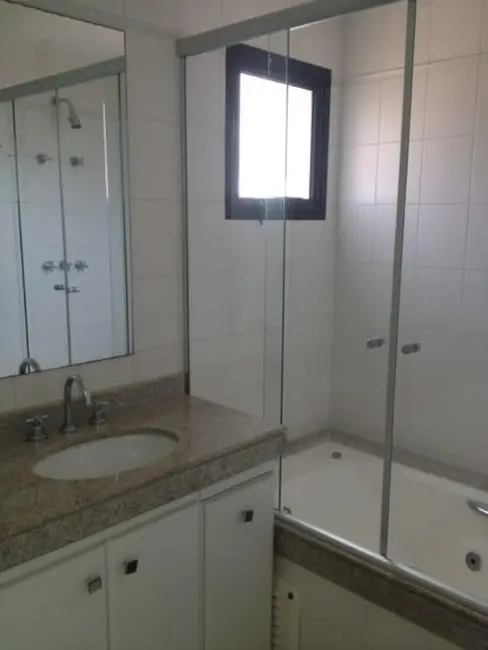 Apartamento com 4 quartos para alugar, 160m2 em Vila Andrade, São Paulo - SP - imagem 6 Foto 6 de Apartamento com 4 quartos para alugar, 160m2 em Vila Andrade, São Paulo - SP