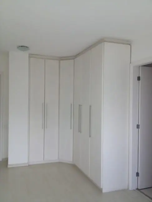 Apartamento com 4 quartos para alugar, 160m2 em Vila Andrade, São Paulo - SP - imagem 8 Foto 8 de Apartamento com 4 quartos para alugar, 160m2 em Vila Andrade, São Paulo - SP