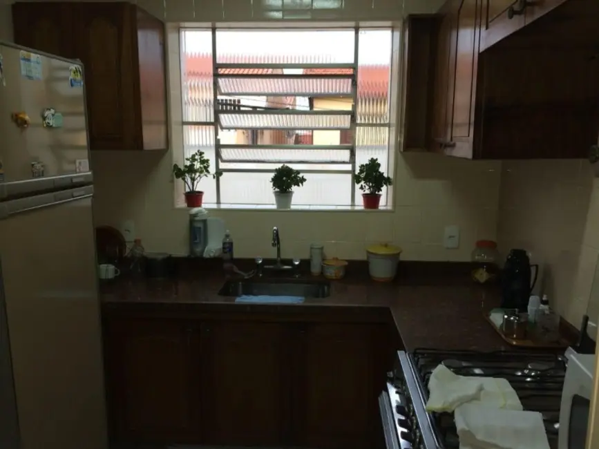 Foto 3 de Sobrado com 8 quartos à venda, 170m2 em Jardim Guairaca, São Paulo - SP