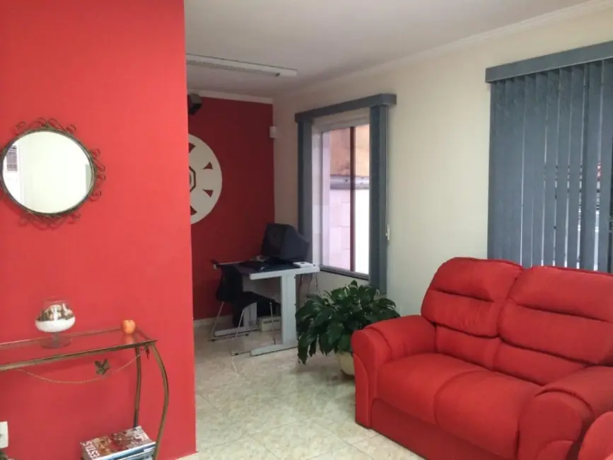 Foto 5 de Sobrado com 8 quartos à venda, 170m2 em Jardim Guairaca, São Paulo - SP