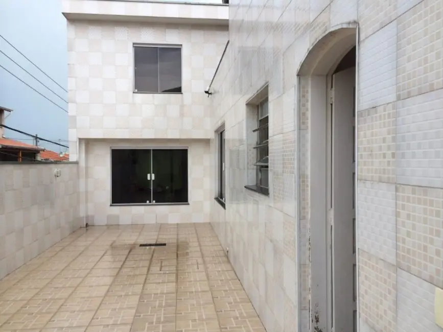 Foto 4 de Sobrado com 8 quartos à venda, 170m2 em Jardim Guairaca, São Paulo - SP