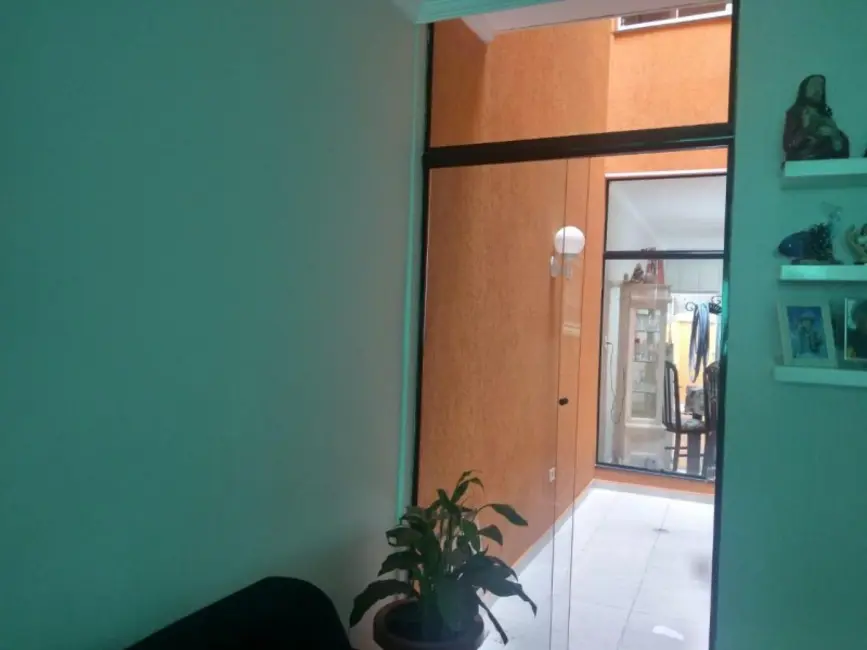 Sobrado com 3 quartos à venda, 140m2 em Vila Nhocune, São Paulo - SP - imagem 2 Foto 2 de Sobrado com 3 quartos à venda, 140m2 em Vila Nhocune, São Paulo - SP