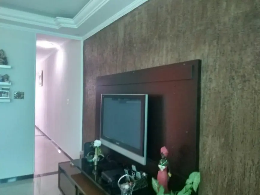 Sobrado com 3 quartos à venda, 140m2 em Vila Nhocune, São Paulo - SP - imagem 5 Foto 5 de Sobrado com 3 quartos à venda, 140m2 em Vila Nhocune, São Paulo - SP