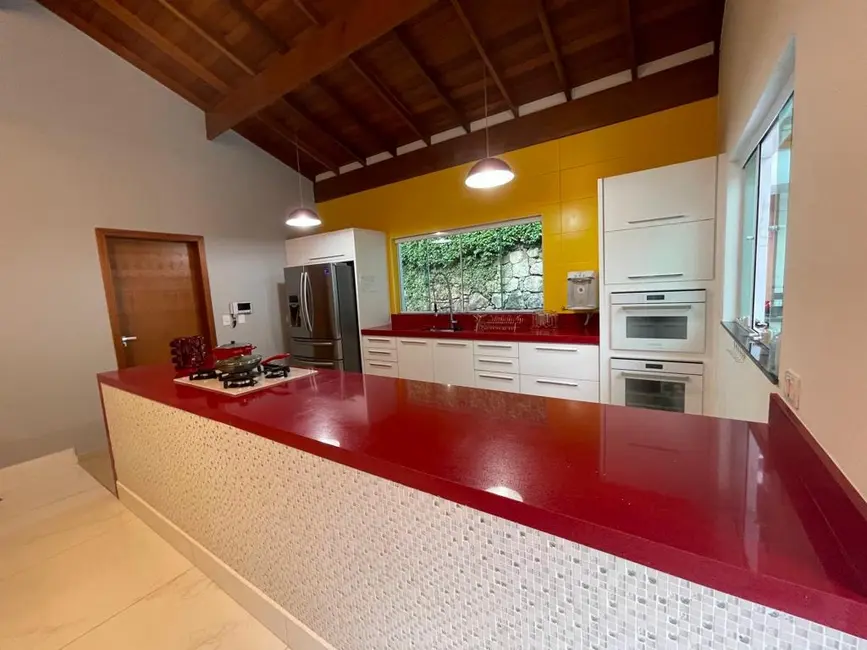 Foto 4 de Casa com 4 quartos para alugar, 1000m2 em  - SP