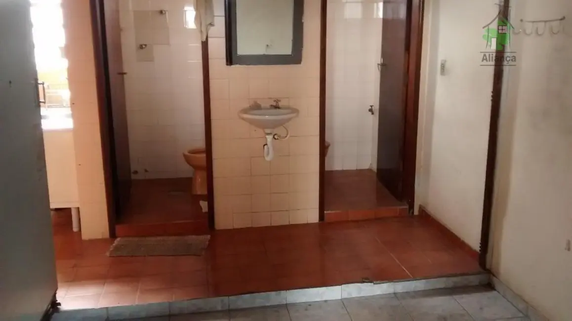 Armazém / Galpão para alugar, 600m2 em Vila Antonieta, São Paulo - SP - imagem 8 Foto 8 de Armazém / Galpão para alugar, 600m2 em Vila Antonieta, São Paulo - SP