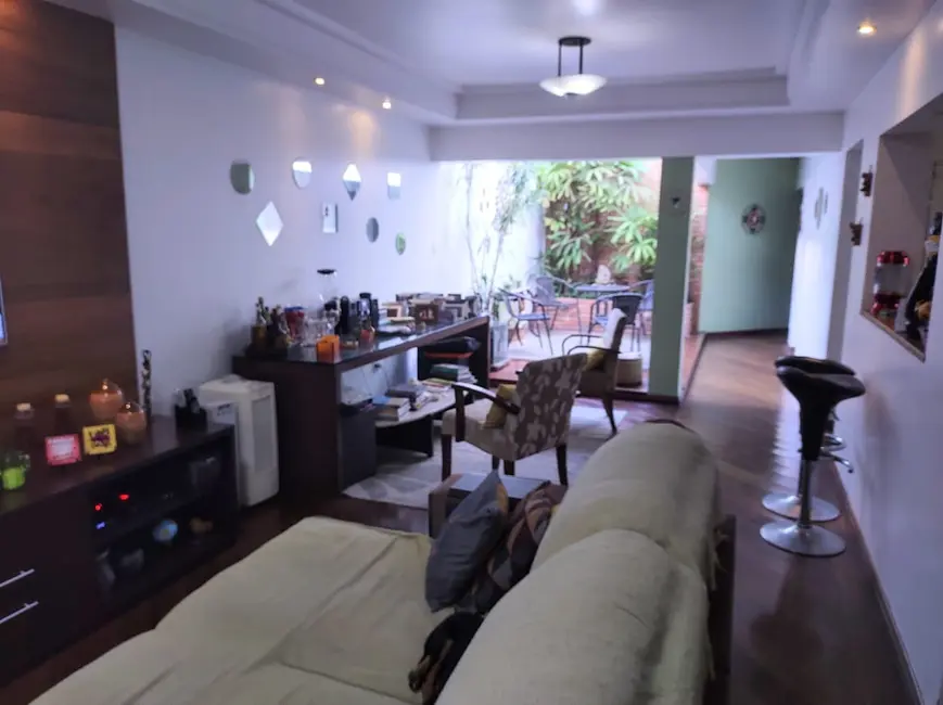 Foto 1 de Casa com 3 quartos à venda, 295m2 em Vila Zelina, São Paulo - SP