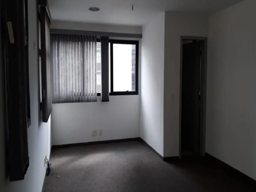 Foto 2 de Apartamento com 2 quartos à venda, 80m2 em Consolação, São Paulo - SP