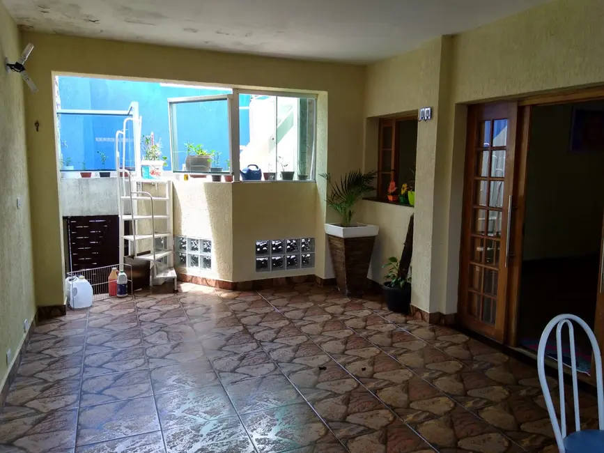 Foto 6 de Casa com 3 quartos para alugar, 180m2 em Jardim Planalto, São Paulo - SP