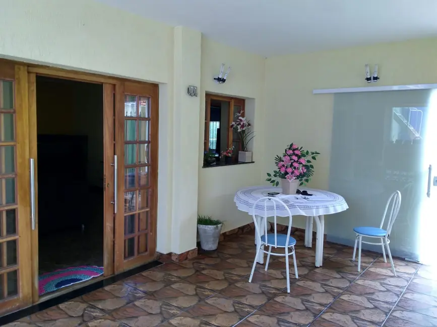 Foto 4 de Casa com 3 quartos à venda, 180m2 em Jardim Planalto, São Paulo - SP