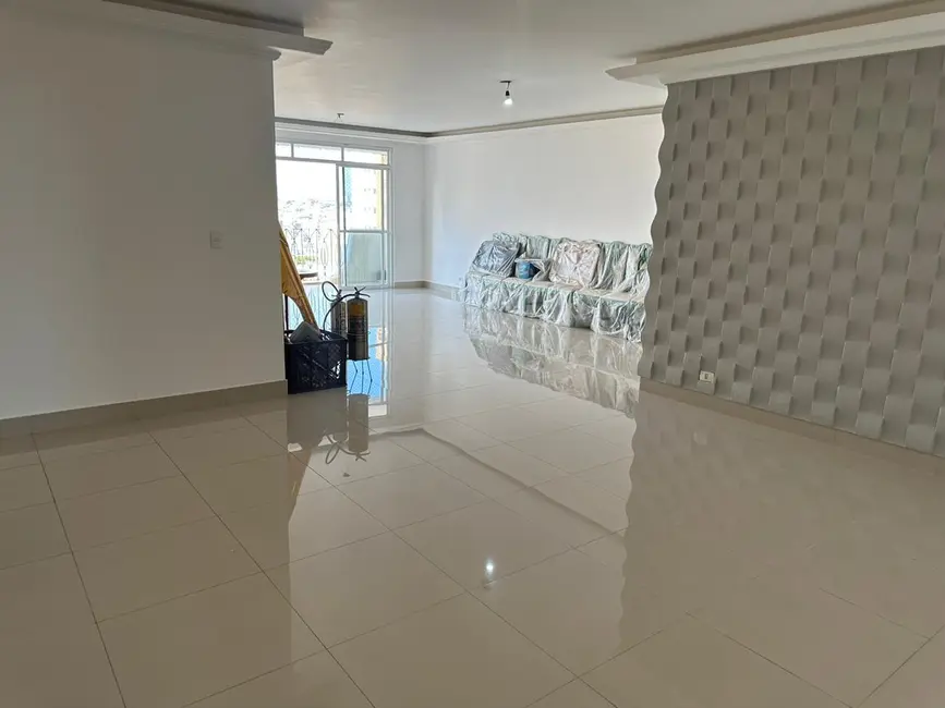 Foto 2 de Apartamento com 5 quartos à venda, 250m2 em Santo Antônio, Sao Caetano Do Sul - SP