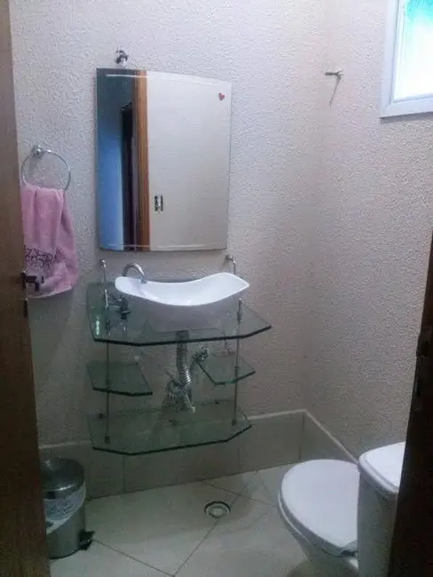 Casa com 3 quartos à venda, 180m2 em Parque São Vicente, Maua - SP - imagem 7 Foto 7 de Casa com 3 quartos à venda, 180m2 em Parque São Vicente, Maua - SP