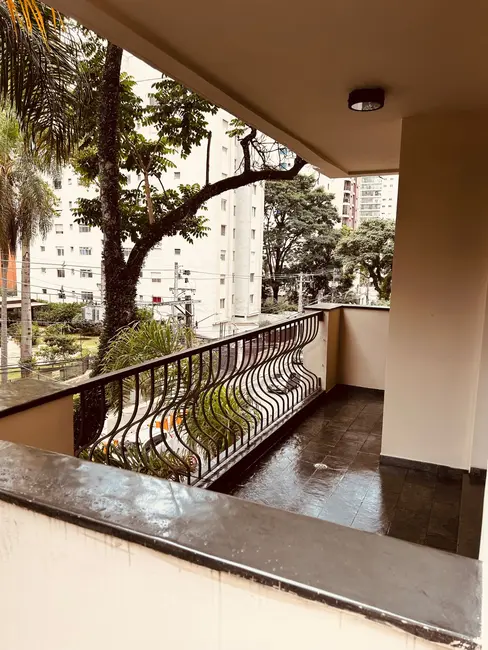 Foto 3 de Apartamento com 4 quartos à venda, 130m2 em Moema, São Paulo - SP
