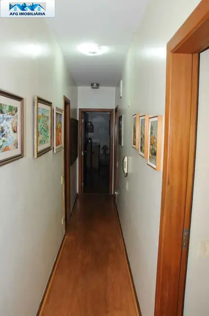 Foto 9 de Apartamento com 4 quartos para alugar, 195m2 em Higienópolis, São Paulo - SP