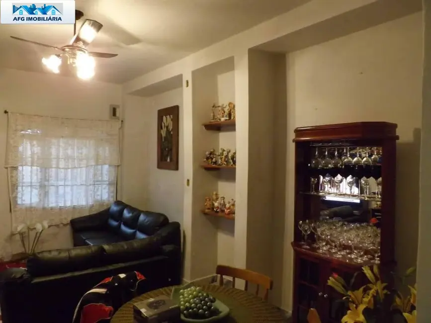 Foto 1 de Casa com 2 quartos à venda, 500m2 em Mongagua - SP