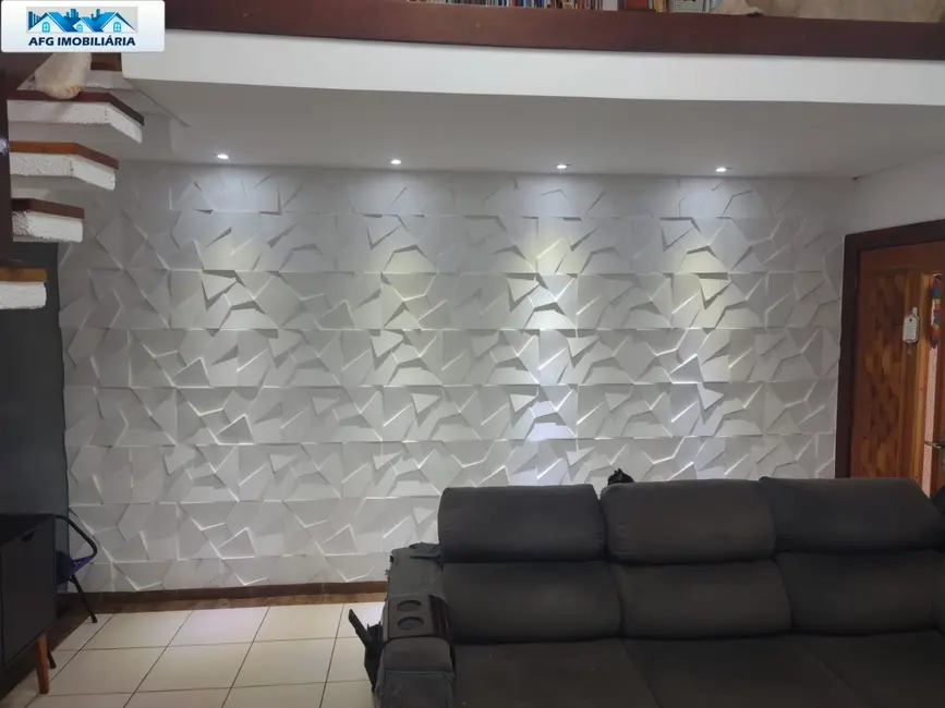 Foto 1 de Casa com 3 quartos à venda, 125m2 em Parque São Vicente, Maua - SP