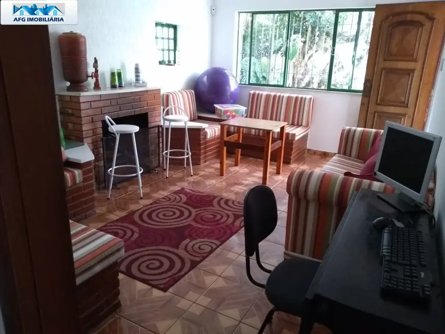 Foto 1 de Casa com 4 quartos à venda, 190m2 em Jardim Aeroporto, São Paulo - SP