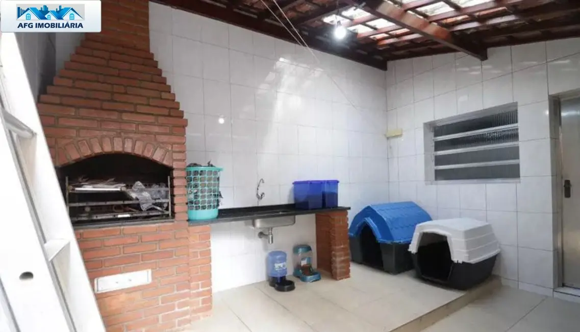 Casa com 3 quartos à venda, 165m2 em Vila Ema, São Paulo - SP - imagem 2 Foto 2 de Casa com 3 quartos à venda, 165m2 em Vila Ema, São Paulo - SP