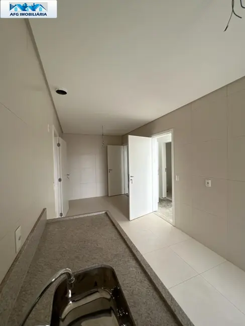 Foto 8 de Apartamento com 5 quartos à venda, 316m2 em Vila Mariana, São Paulo - SP
