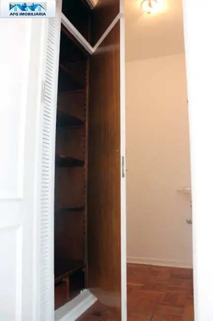 Foto 9 de Apartamento com 3 quartos para alugar, 191m2 em Higienópolis, São Paulo - SP