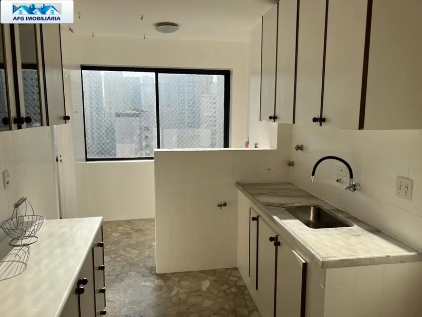 Foto 3 de Apartamento com 2 quartos para alugar, 76m2 em Vila Mariana, São Paulo - SP