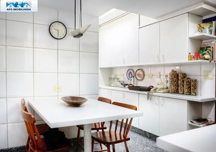 Foto 4 de Apartamento com 3 quartos para alugar, 300m2 em Moema, São Paulo - SP