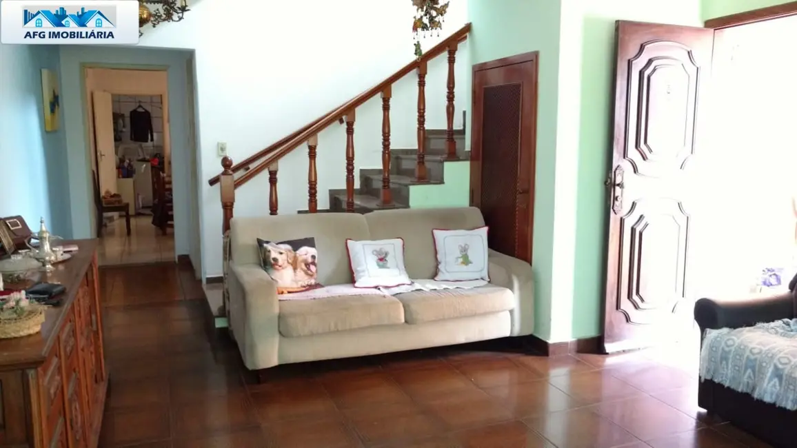 Foto 1 de Casa com 3 quartos à venda, 300m2 em Vila Paulo Silas, São Paulo - SP