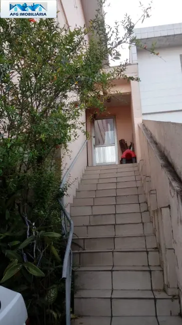 Foto 2 de Casa com 3 quartos à venda, 300m2 em Vila Paulo Silas, São Paulo - SP